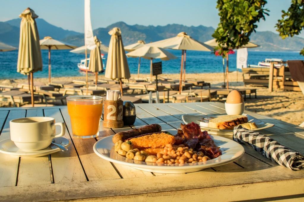 Scallywags Beach Club Gili Air Kültér fotó